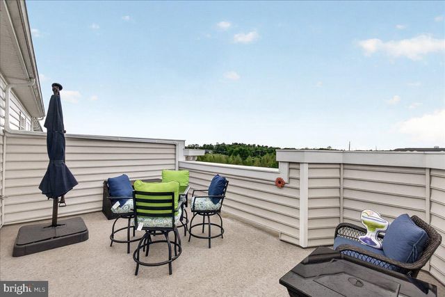 1094 HOLDEN RD, Frederick, MD 21701