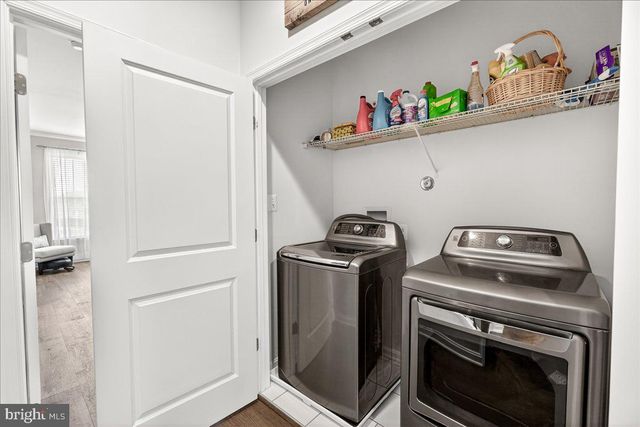 1094 HOLDEN RD, Frederick, MD 21701