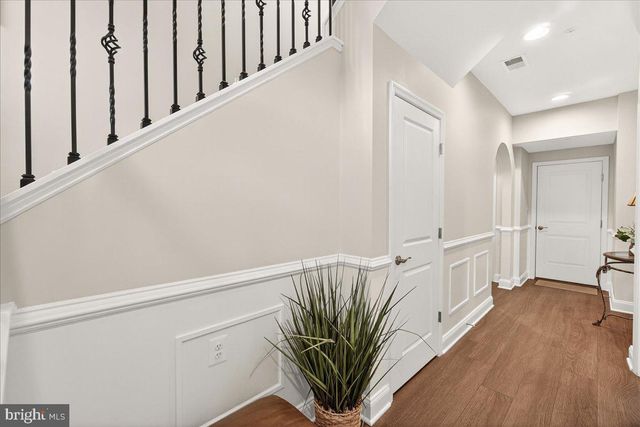 1094 HOLDEN RD, Frederick, MD 21701