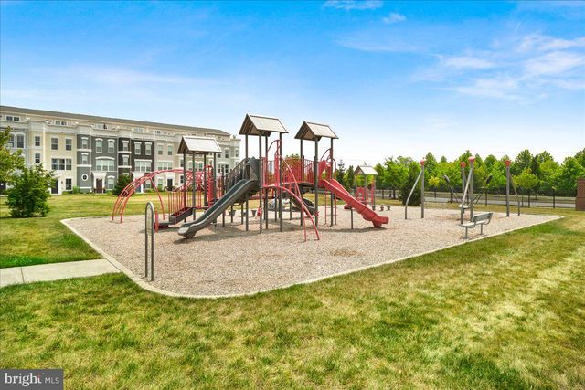 1094 HOLDEN RD, Frederick, MD 21701