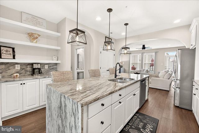 1094 HOLDEN RD, Frederick, MD 21701