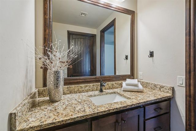 14201 Little Hickory Road, Arcadia, OK 73007