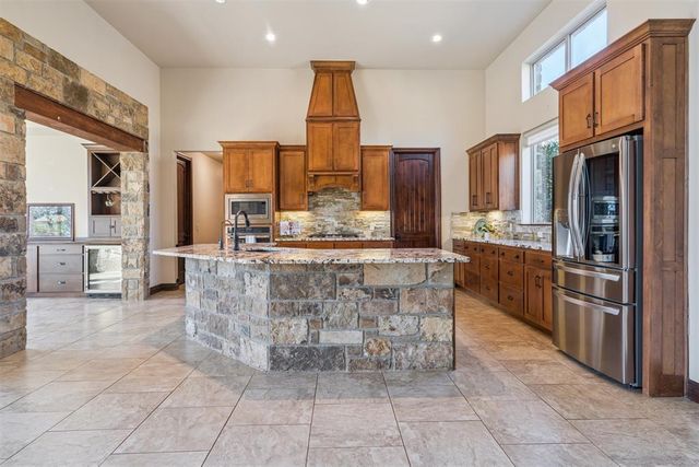 14201 Little Hickory Road, Arcadia, OK 73007