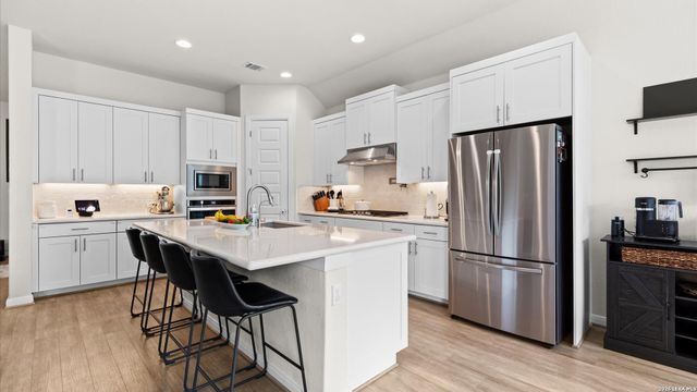 365 Vuelo, New Braunfels, TX 78132