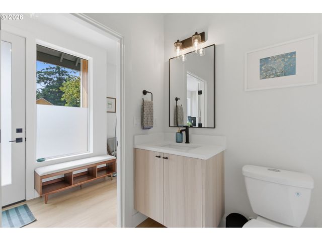 5290 Se 68TH Ave 4, Portland, OR 97206