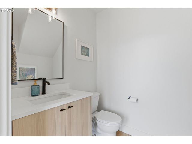 5290 Se 68TH Ave 4, Portland, OR 97206