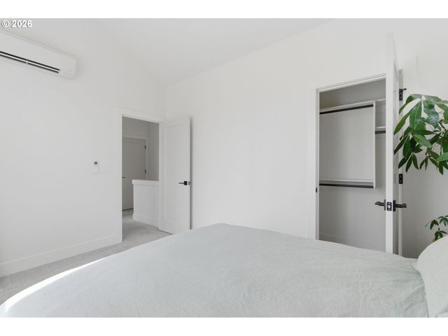 5290 Se 68TH Ave 4, Portland, OR 97206