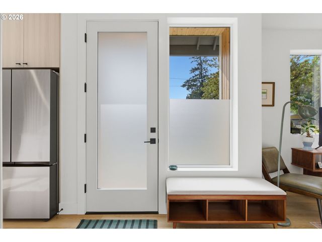5290 Se 68TH Ave 4, Portland, OR 97206