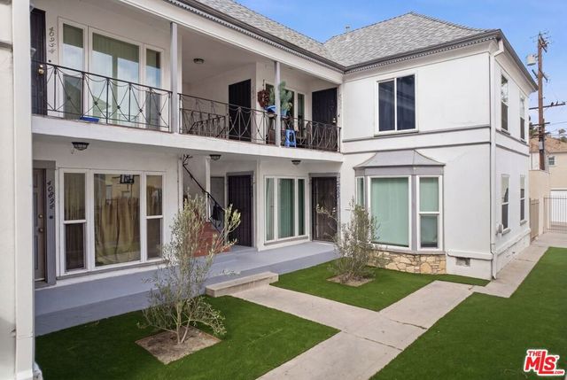 4089 Leimert Boulevard, Los Angeles, CA 90008