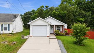 1541 James Gafford Dr, La Vergne, TN 37086