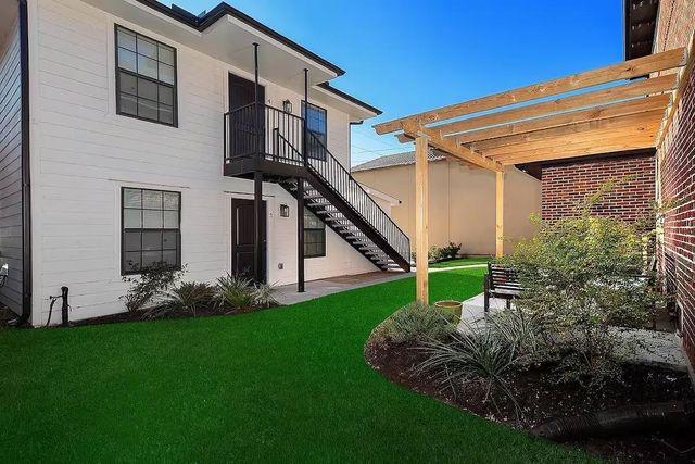 1912 Arbor Street 3, Houston, TX 77004