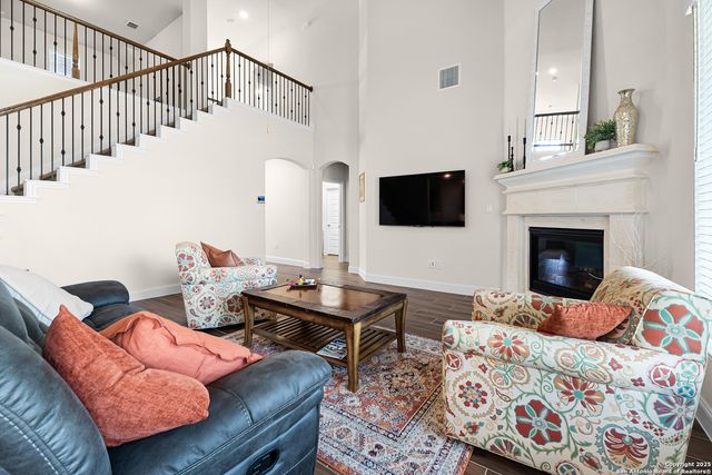 2143 Meadow Way, New Braunfels, TX 78132