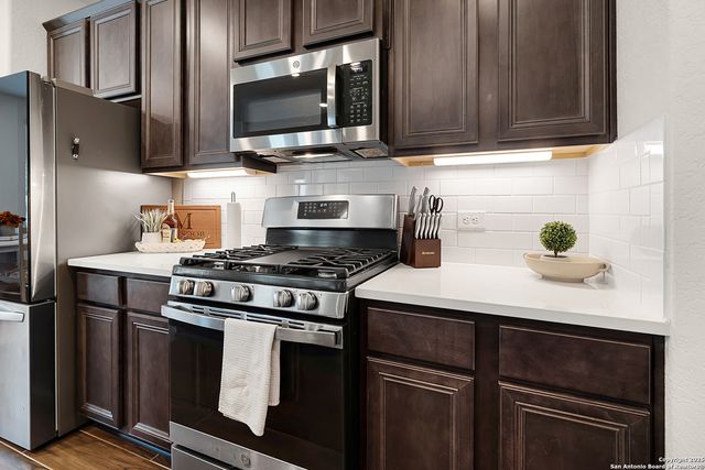 2143 Meadow Way, New Braunfels, TX 78132