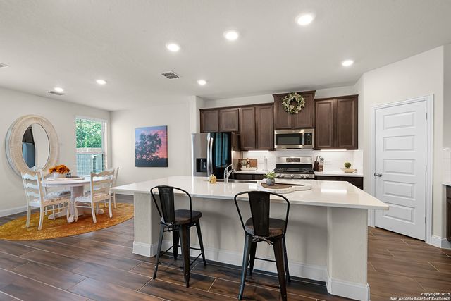 2143 Meadow Way, New Braunfels, TX 78132