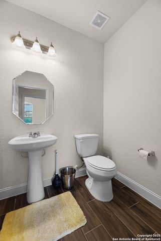 2143 Meadow Way, New Braunfels, TX 78132
