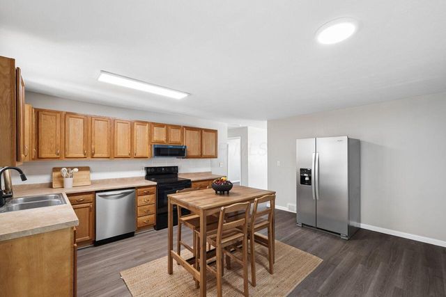 14 Wesley Drive, Heath, OH 43056