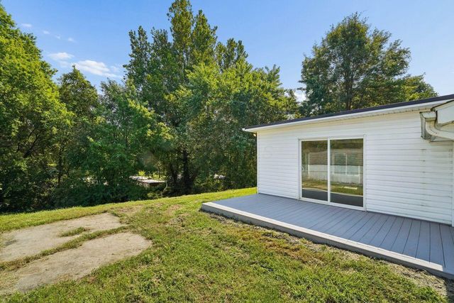 14 Wesley Drive, Heath, OH 43056