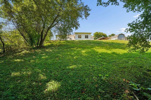 14 Wesley Drive, Heath, OH 43056