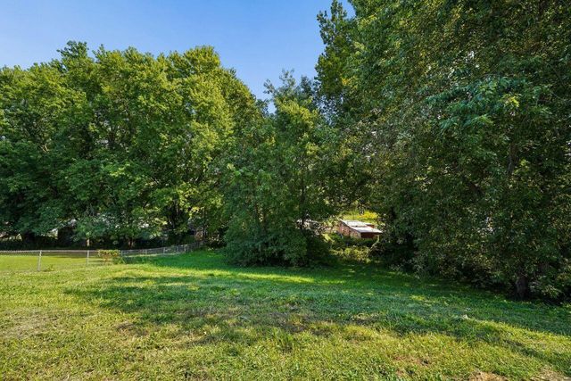 14 Wesley Drive, Heath, OH 43056