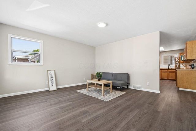 14 Wesley Drive, Heath, OH 43056
