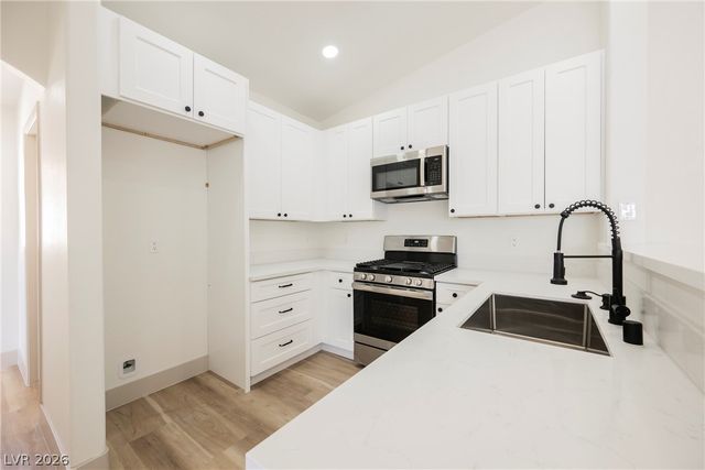 6090 Allred Place 101, Henderson, NV 89011