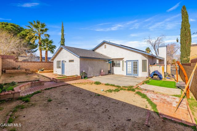 830 Sunrise Court, Lancaster, CA 93535