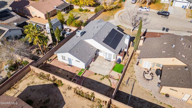 830 Sunrise Court, Lancaster, CA 93535