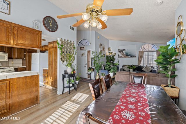 830 Sunrise Court, Lancaster, CA 93535