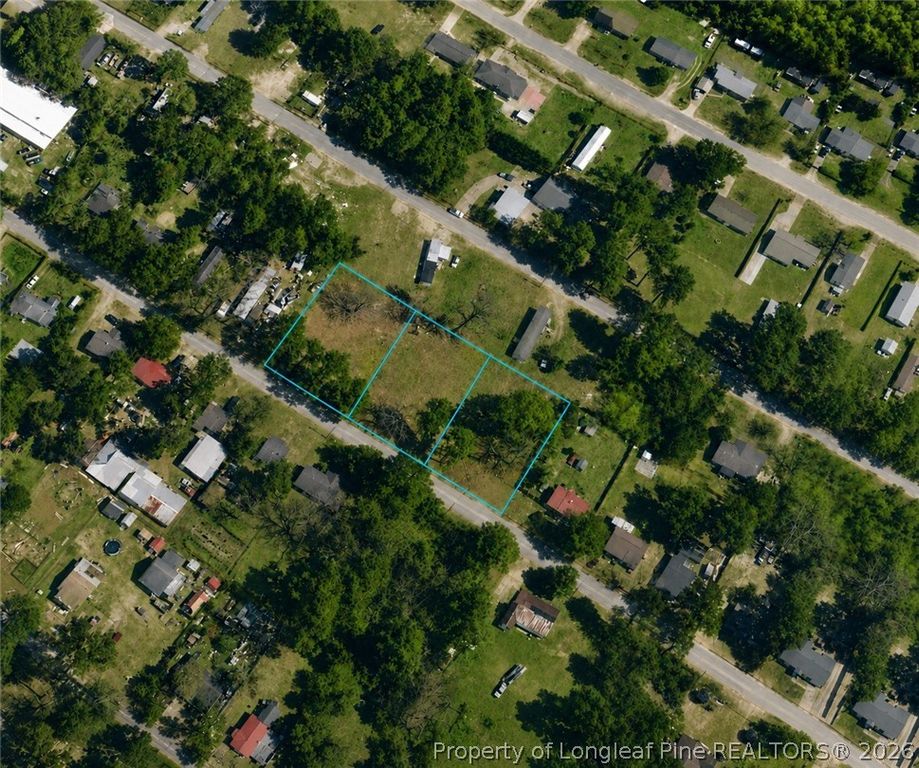 2621 Crystal Springs Drive, Fayetteville, NC 28306 — exterior