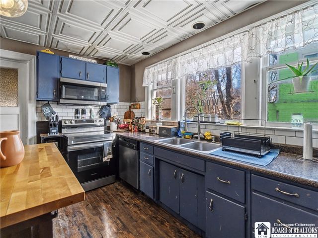 93 Falconer Street, Jamestown, NY 14701