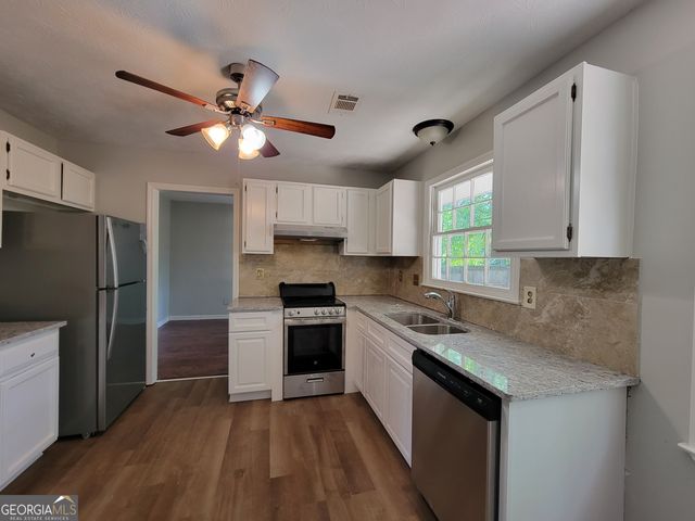 679 Wellington Way, Jonesboro, GA 30238