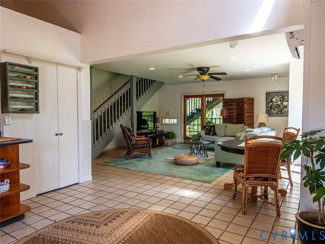 4177 Rolling Rd, Scottsville, VA 24590