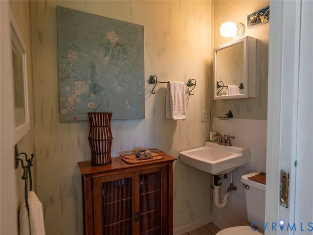 4177 Rolling Rd, Scottsville, VA 24590