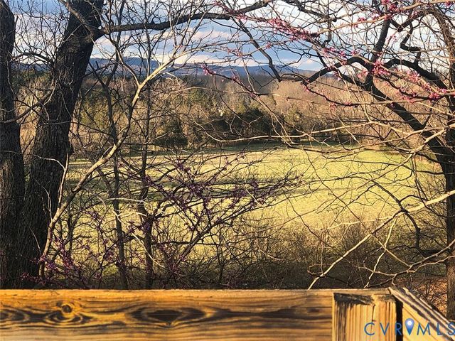 4177 Rolling Rd, Scottsville, VA 24590