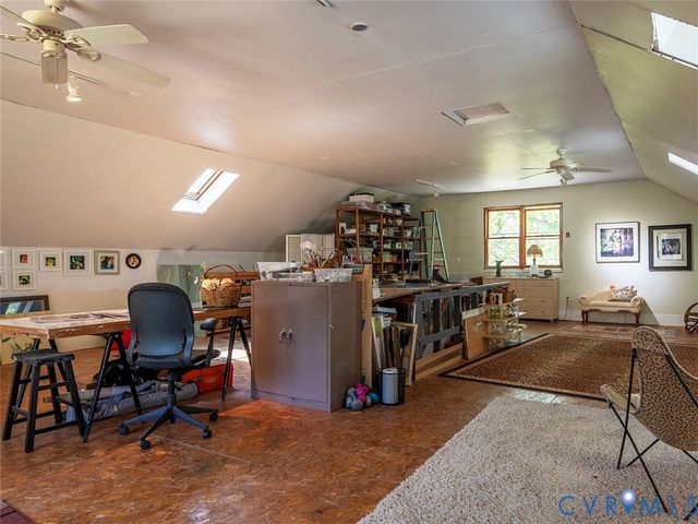 4177 Rolling Rd, Scottsville, VA 24590