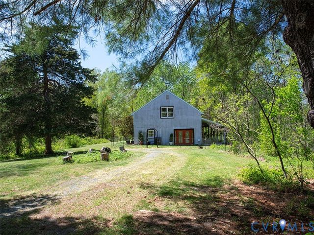 4177 Rolling Rd, Scottsville, VA 24590