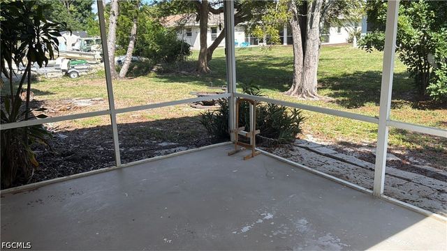 8072 Sandpiper RD, Fort Myers, FL 33967