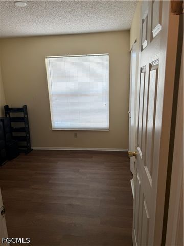 8072 Sandpiper RD, Fort Myers, FL 33967