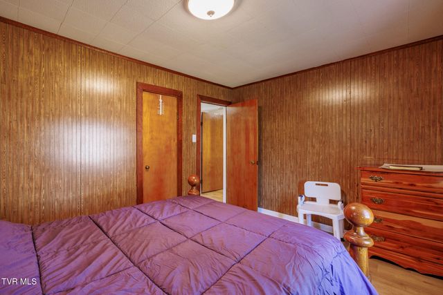 204 East Millpond Street, Kingsport, TN 37660