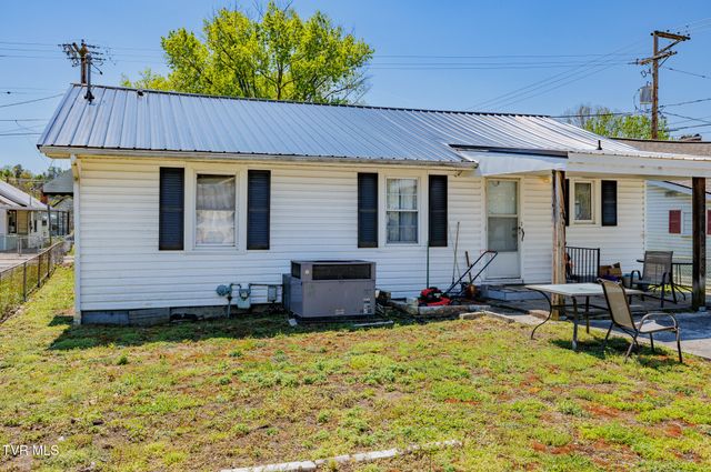 204 East Millpond Street, Kingsport, TN 37660