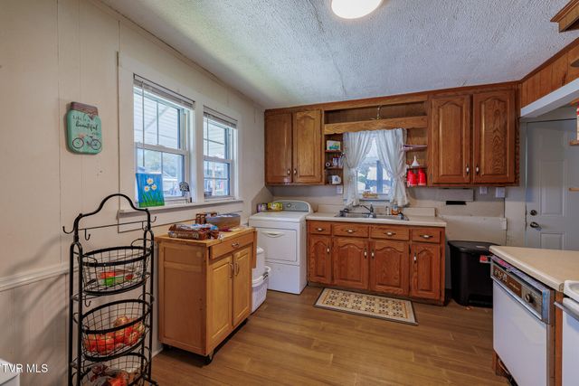 204 East Millpond Street, Kingsport, TN 37660