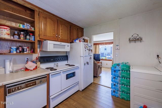 204 East Millpond Street, Kingsport, TN 37660