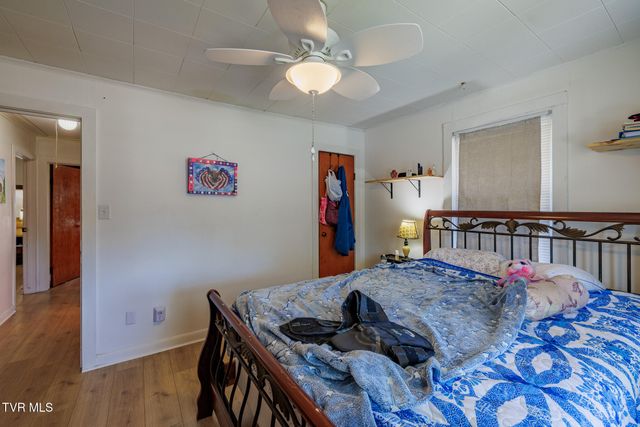 204 East Millpond Street, Kingsport, TN 37660