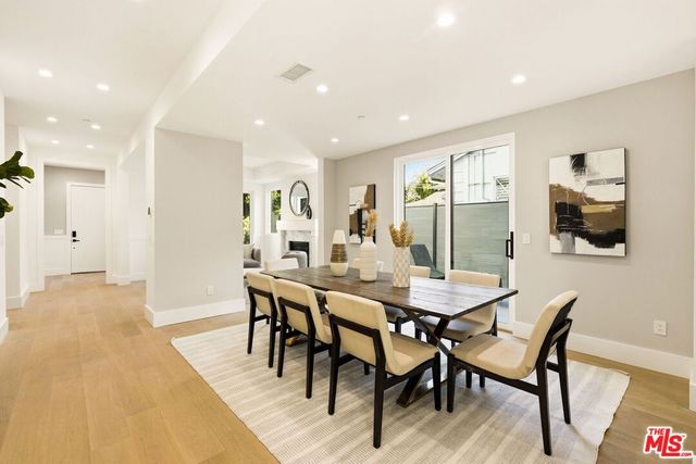 4423 Noble Avenue, Sherman Oaks, CA 91403