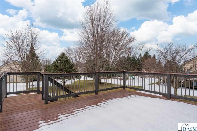 417 Pebble Court, Eagle Lake, MN 56024