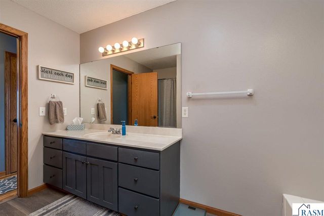 417 Pebble Court, Eagle Lake, MN 56024