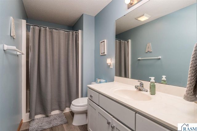 417 Pebble Court, Eagle Lake, MN 56024