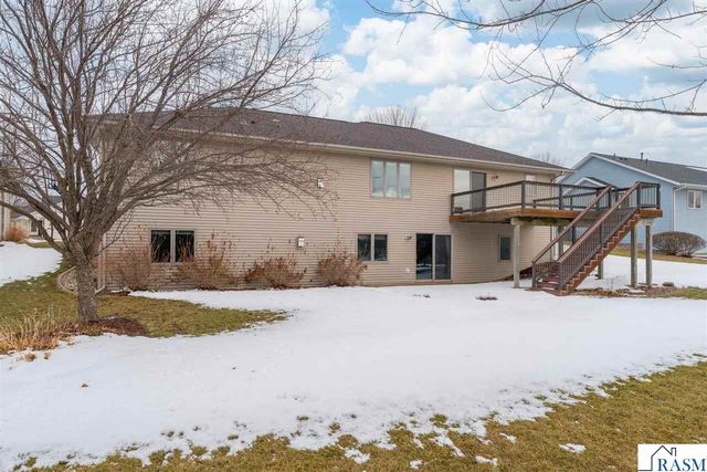 417 Pebble Court, Eagle Lake, MN 56024