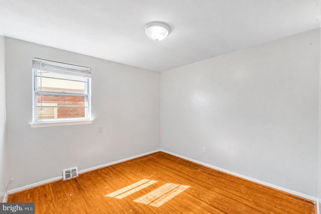 8909 E ROOSEVELT BLVD, Philadelphia, PA 19152