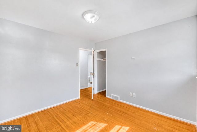 8909 E ROOSEVELT BLVD, Philadelphia, PA 19152